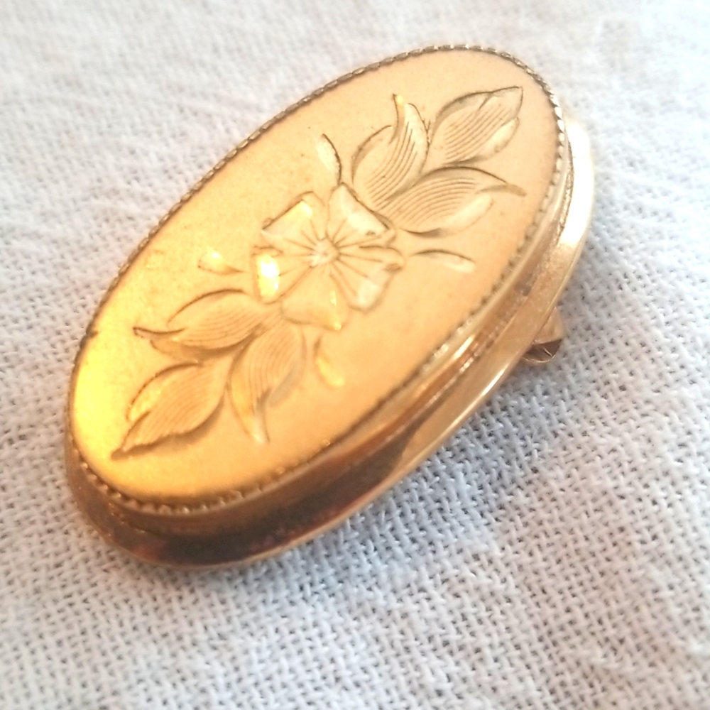 CATAMORE Vintage Signed Gold Filled Brooch - Picture 3 of 6